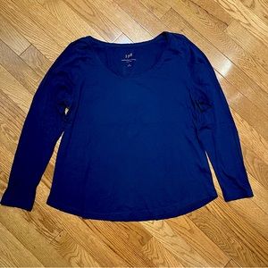J Jill Whisper Weight Scoop Neck T-Shirt Size M Petite Blue